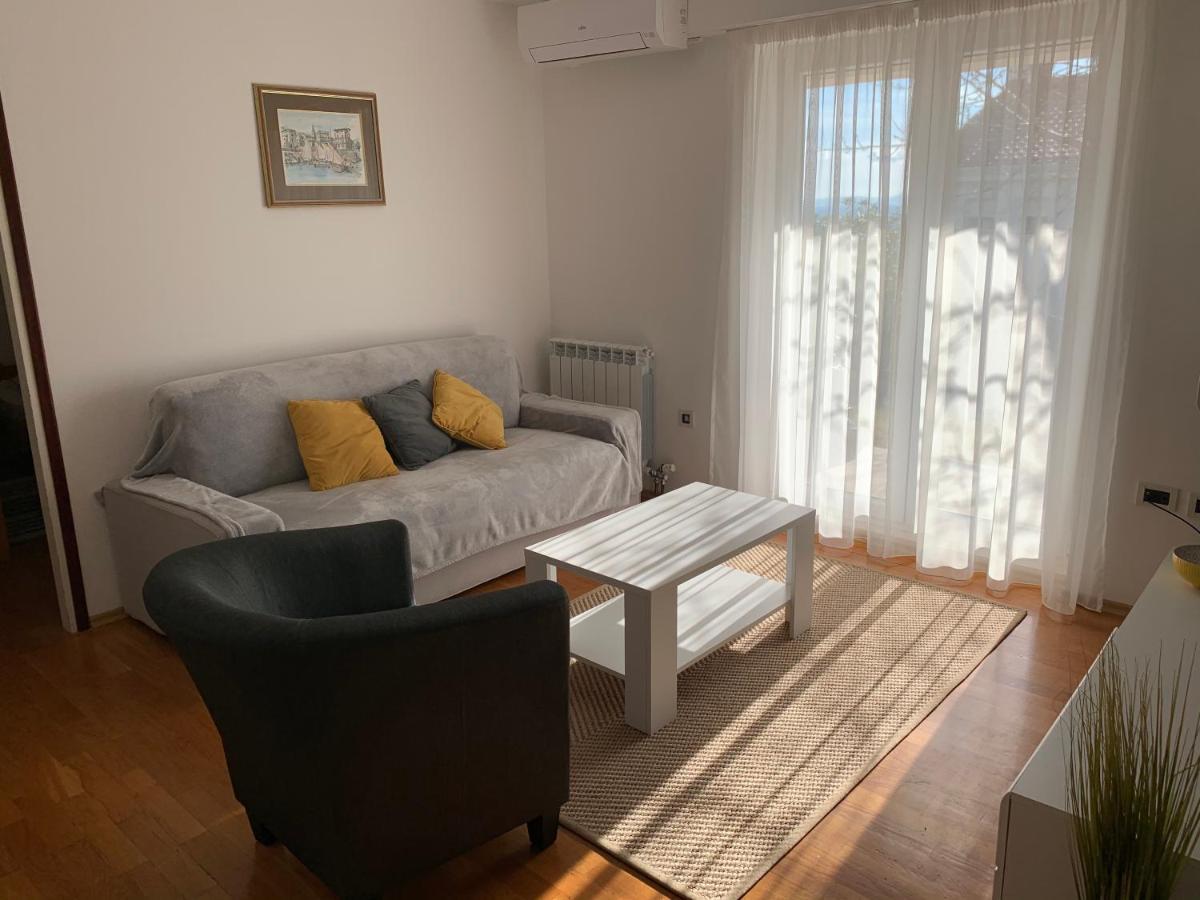 Deluxe Apartment Dora With A Private Parking, Terrace And See View ริเยกา ภายนอก รูปภาพ